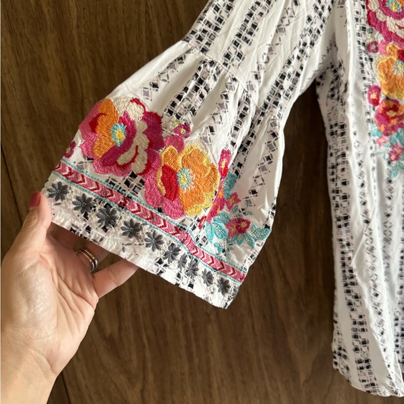 Savanna Jane Embroidered Peasant Blouse with Embroidered Quarter Bell Sleeves - Picture 5 of 6